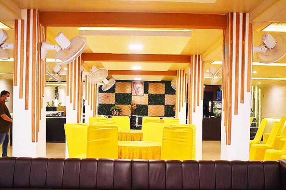New Kumar Hotel & Banquet Lucknow Exterior photo
